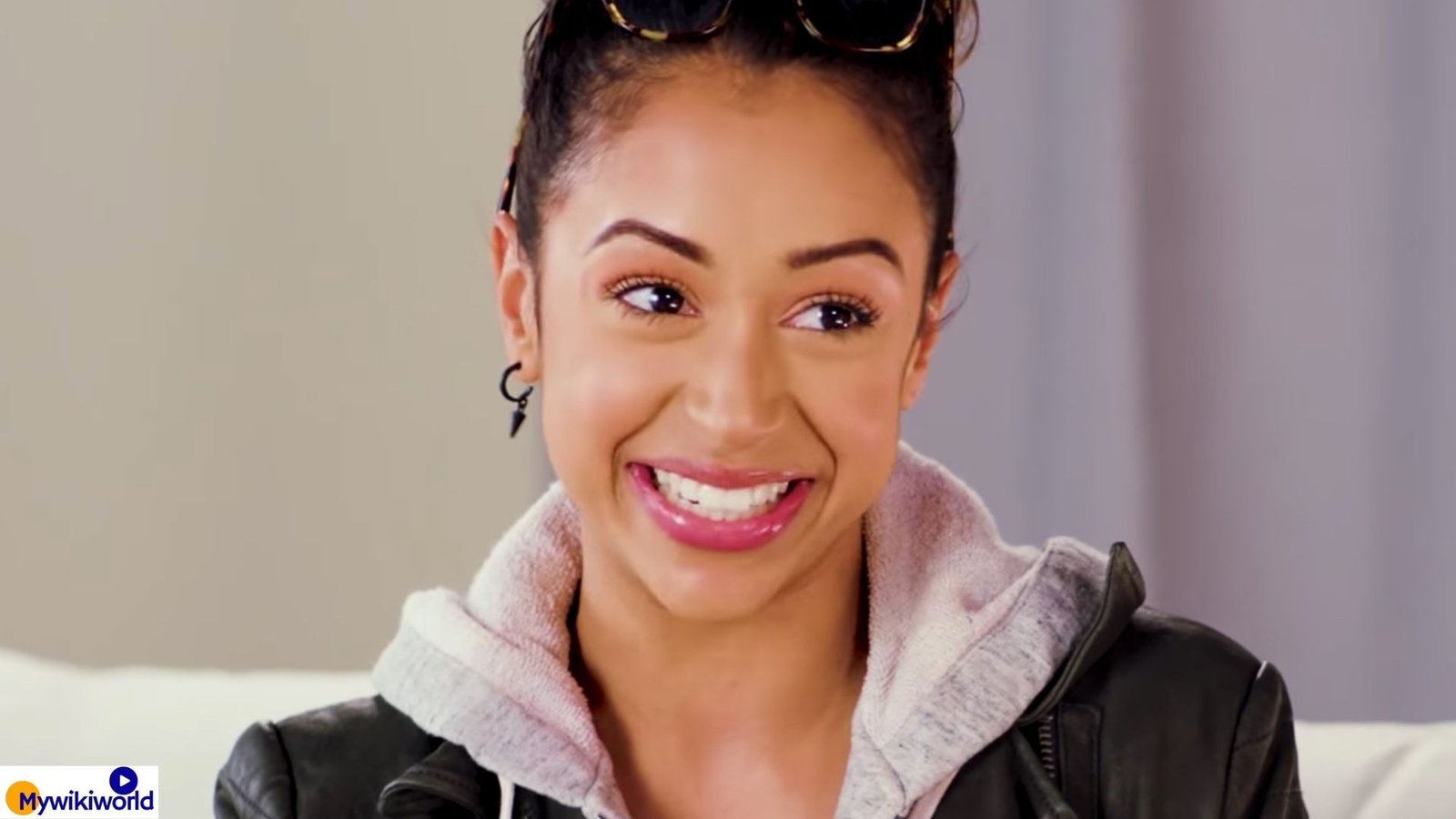 Liza Koshy Ethnicity, Met Gala, Transformers, Partner, Arcee, Vines ...