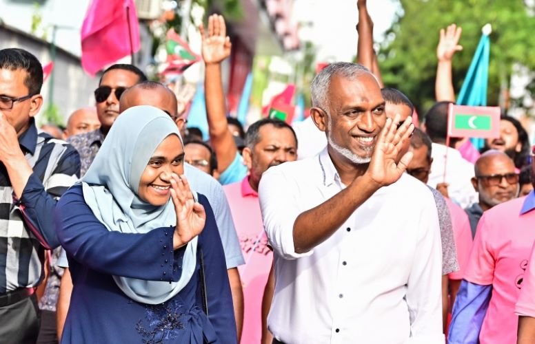 Dr Muizzu Biography, Wikipedia, Wife, House, Family, Twitter, Instagram, Daughter