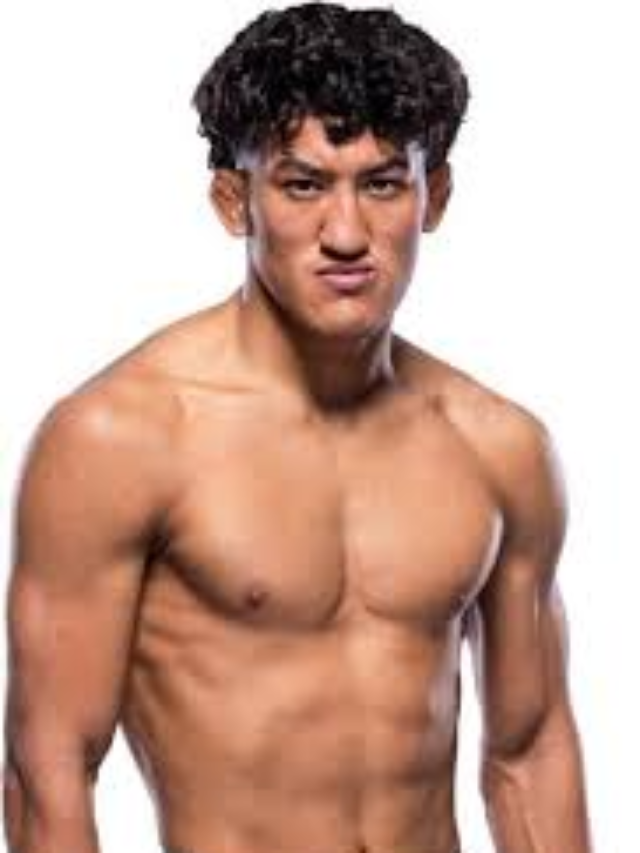 Raul Rosas Jr. is a talented Mexican MMA and UFC fighter who was born in October 2004.